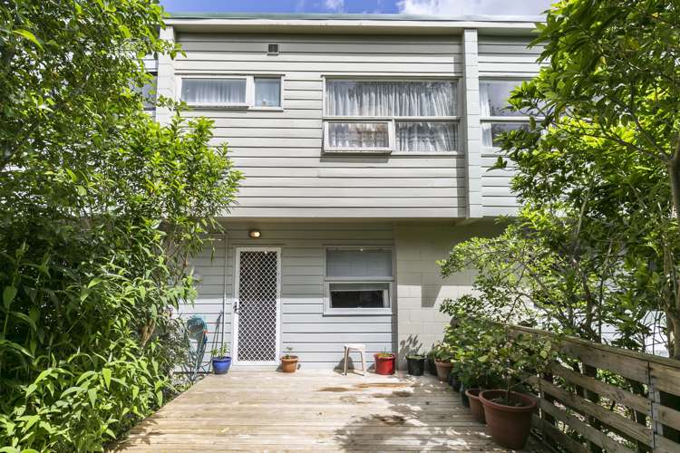 3/23 Collins Avenue Tawa_8