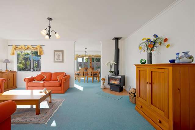 2 Burgundy Park Avenue Henderson_2