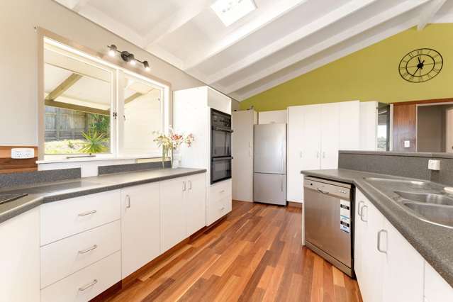 200 Welcome Bay Road Welcome Bay_3