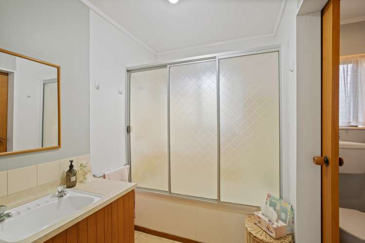 9 Hastings Street Waikanae Beach_11