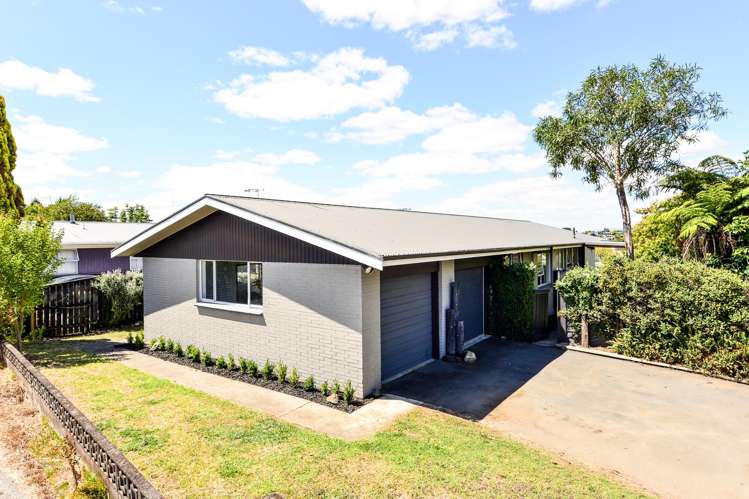 9 Beaumaris Place Dinsdale_34