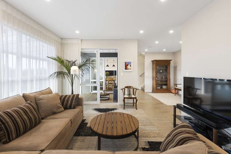 3 Paige Road Orewa_12