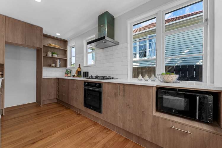 79 Onewa Road Northcote_14