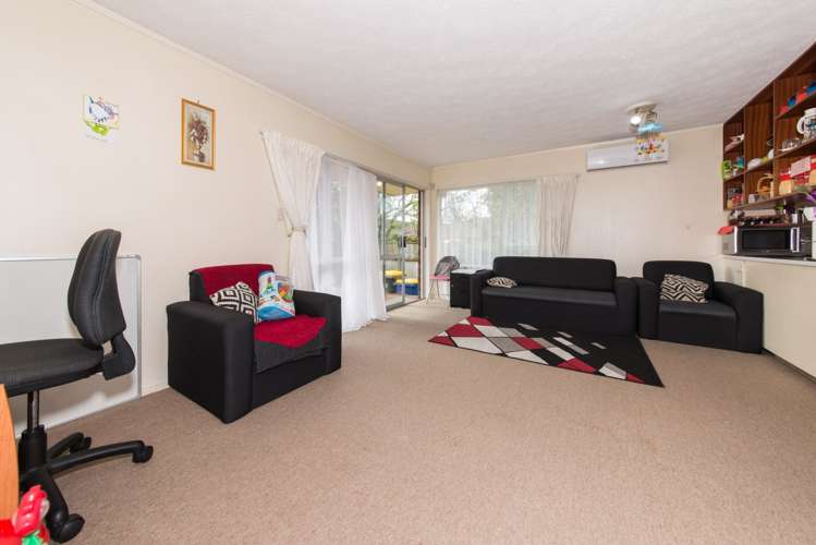 1/62 Swanson Road Henderson_5