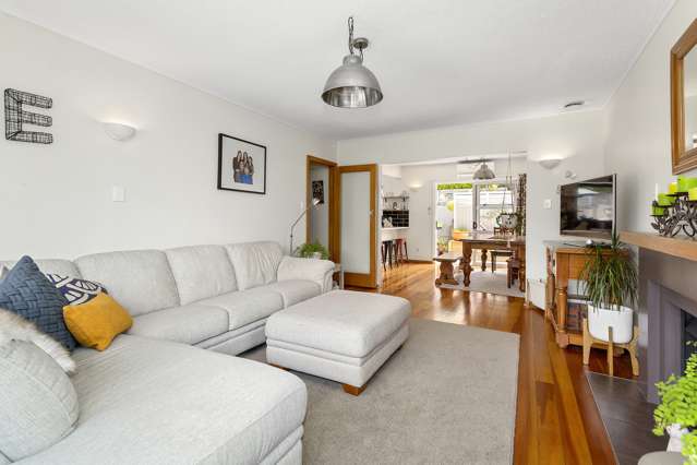 76 Redwood Avenue Tawa_2