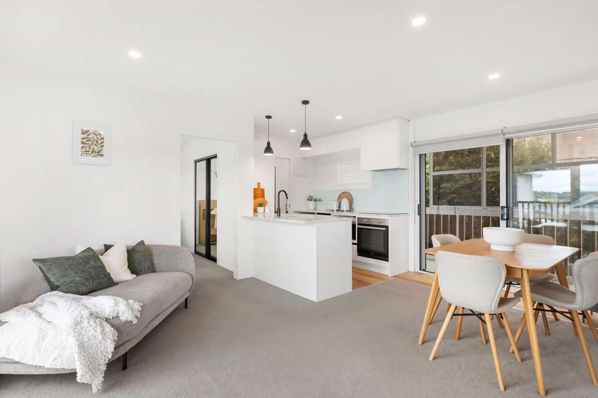 2/37 Ripon Crescent_1