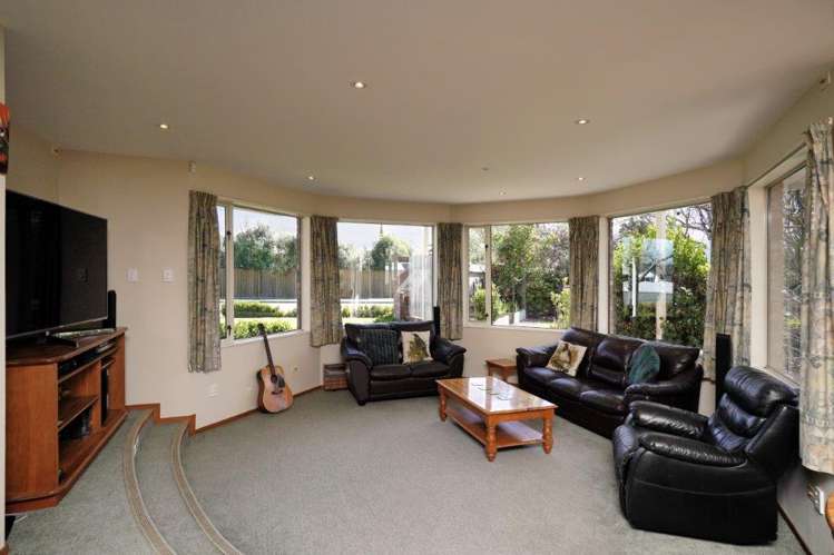 19 Littles Lane Woodend_5