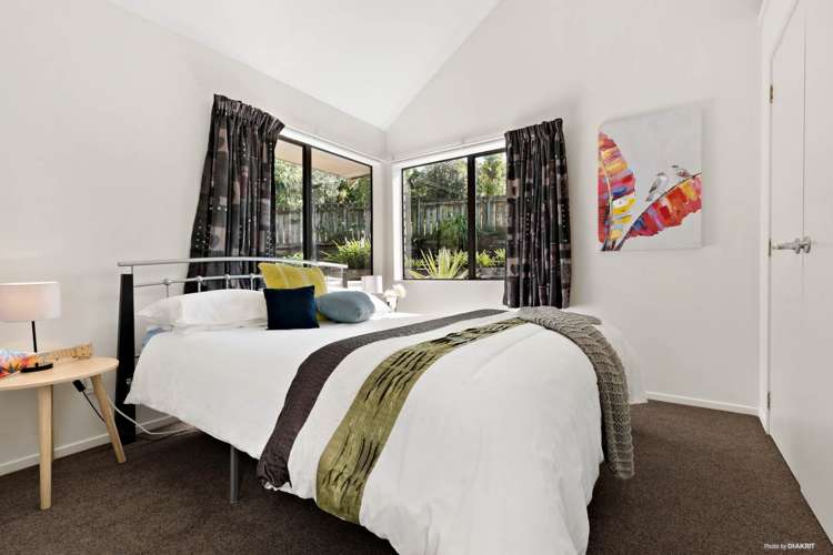 11 Tanglewood Place Cockle Bay_8