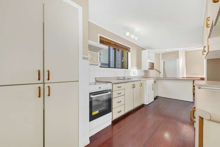 78 Gills Road Bucklands Beach_10