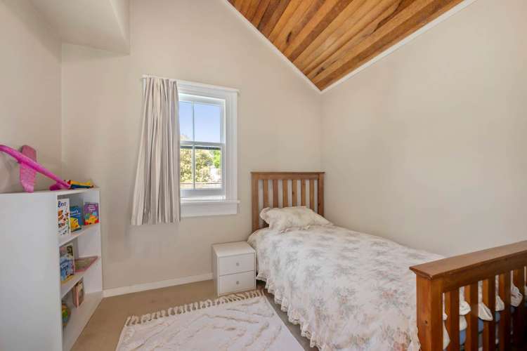 9 Hastings Parade Devonport_16