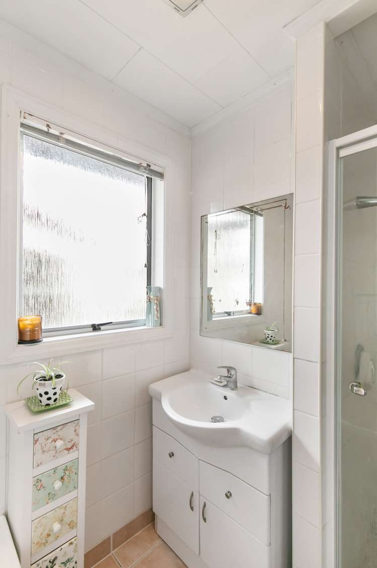 46 Diorella Drive Clover Park_11