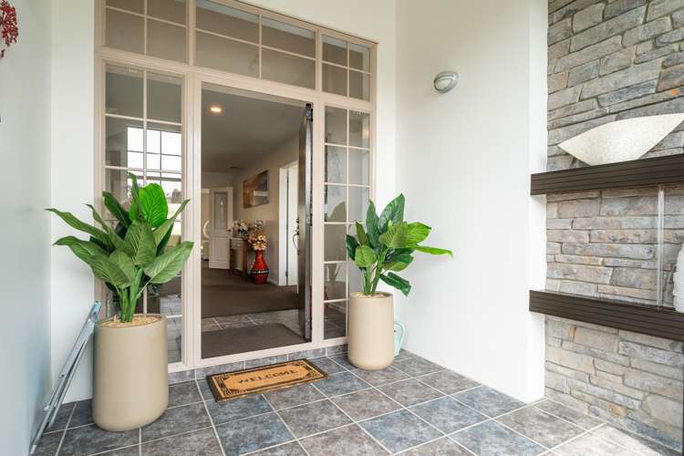 8 Neston Grove Churton Park_5
