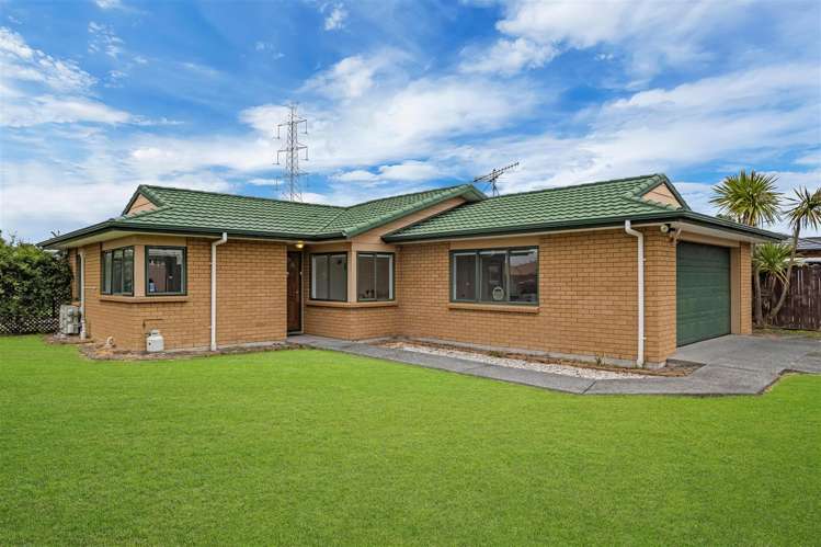 62 Medvale Avenue_3