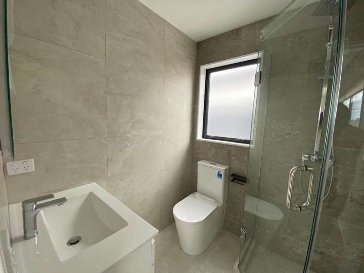 1/16 Waterloo Road Milford_11