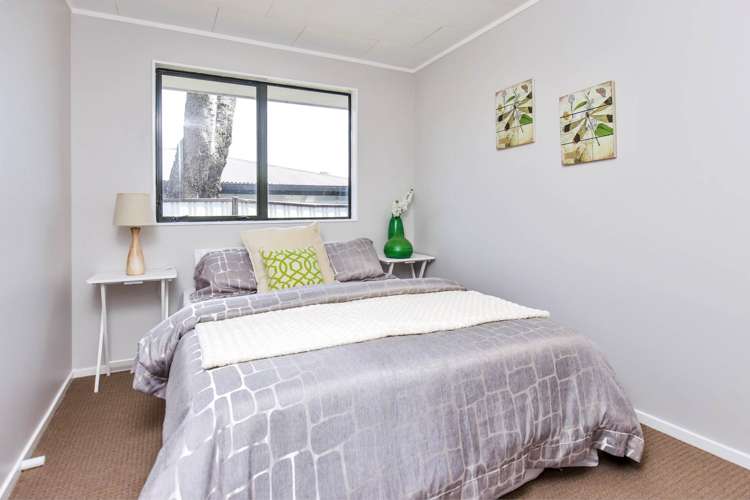 28b Longburn Road Henderson_10