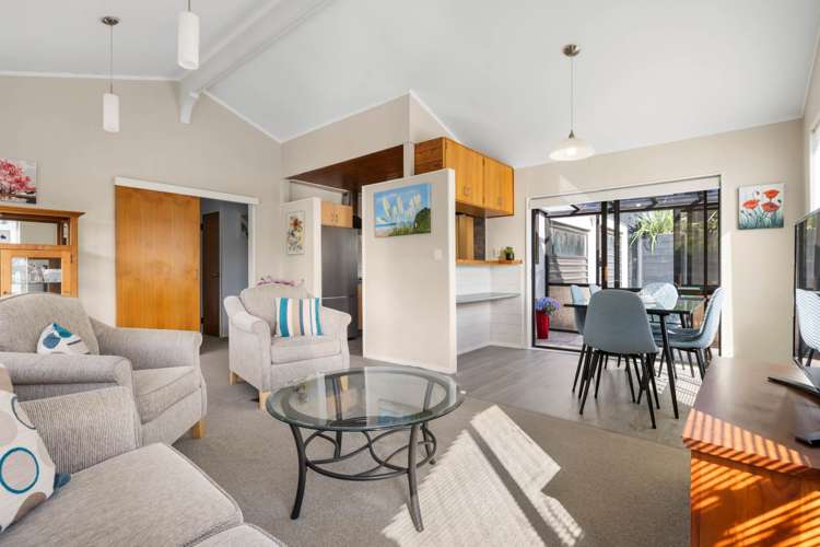 8 Dillon Way Otumoetai_6