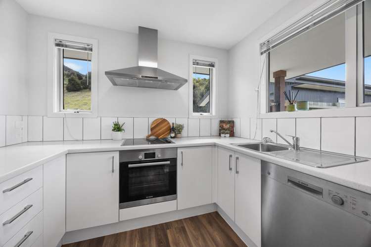 34 Quinnat Street Albert Town_6