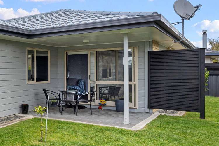 8 Donegal Place Katikati_13