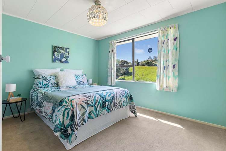 26 Maywood Crescent Glen Eden_15