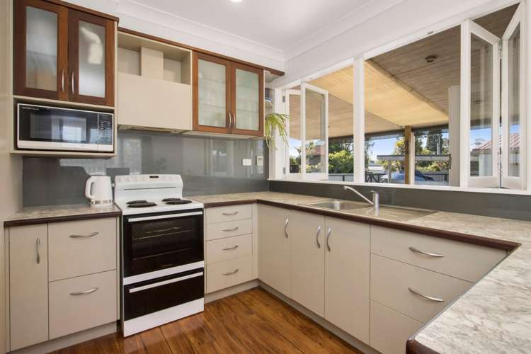 66 Beach Road Katikati_3
