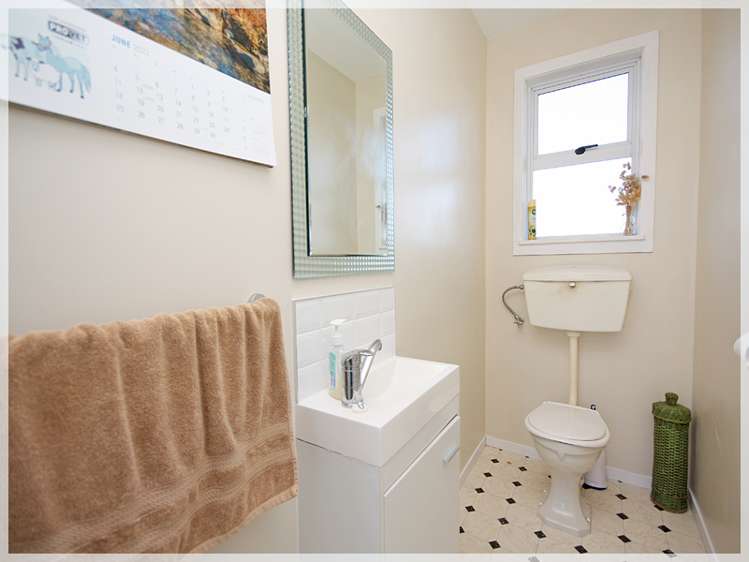 31 Nelson Street Foxton Beach_16