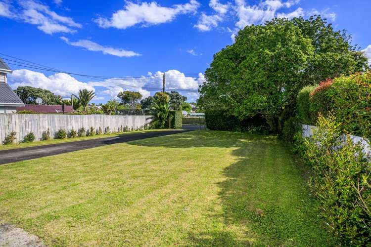 12 Wairoa Road Narrow Neck_13
