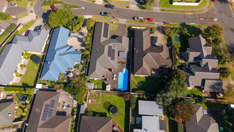 5 Camberley Way Huntington_24