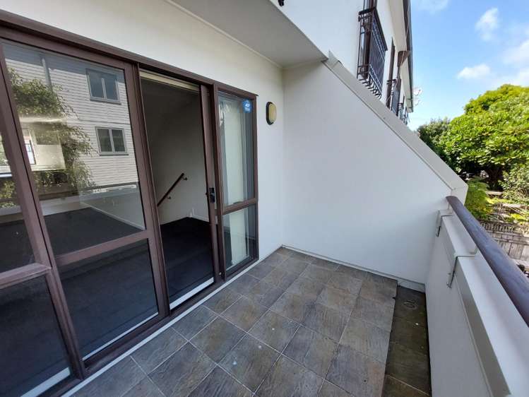 9/27 Rossmay Terrace Mount Eden_12