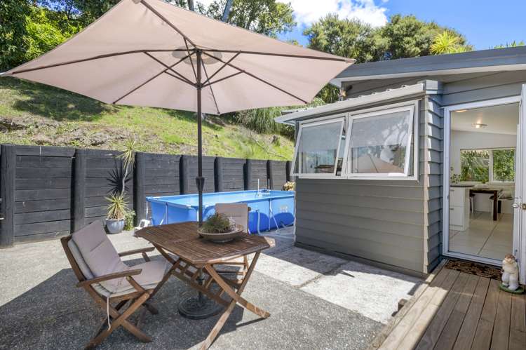 186 Ocean View Road Oneroa_14