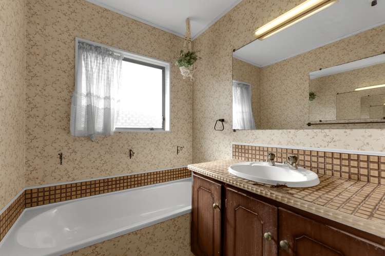 1/4 Duke Street Papakura_9