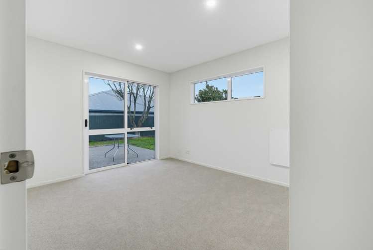 7 Phoenix Lane Northcote_9