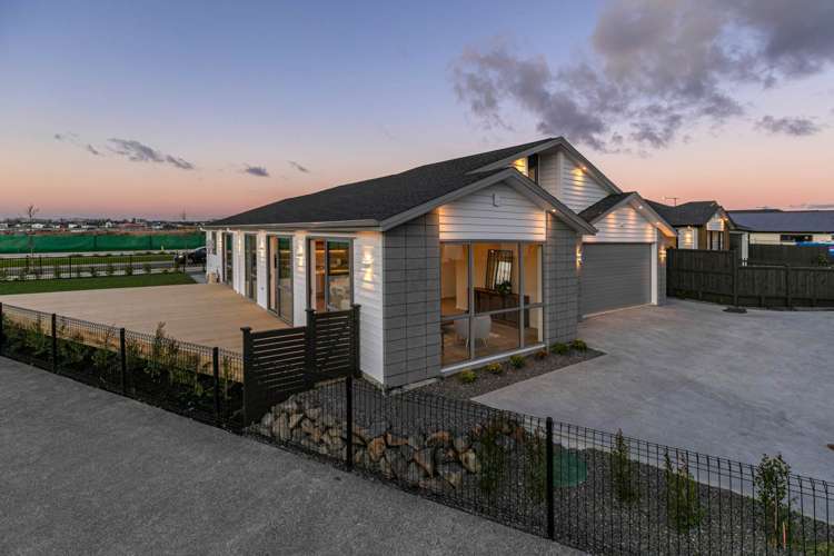 87 Argent Lane Wainui_2