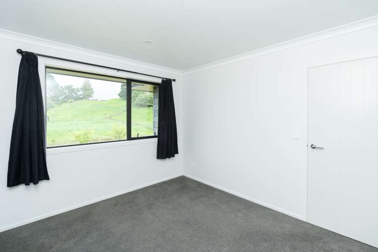 15 Tari Road Pukeatua_33