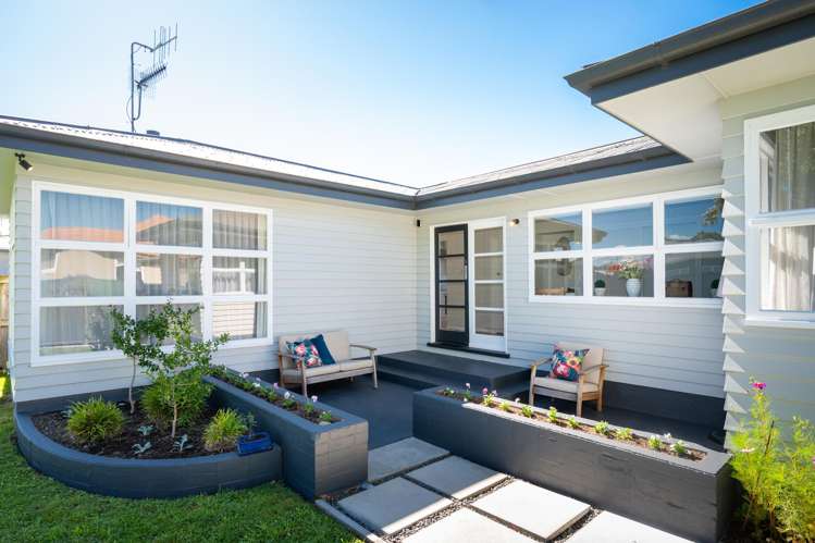 12 Flanders Avenue Onekawa_7