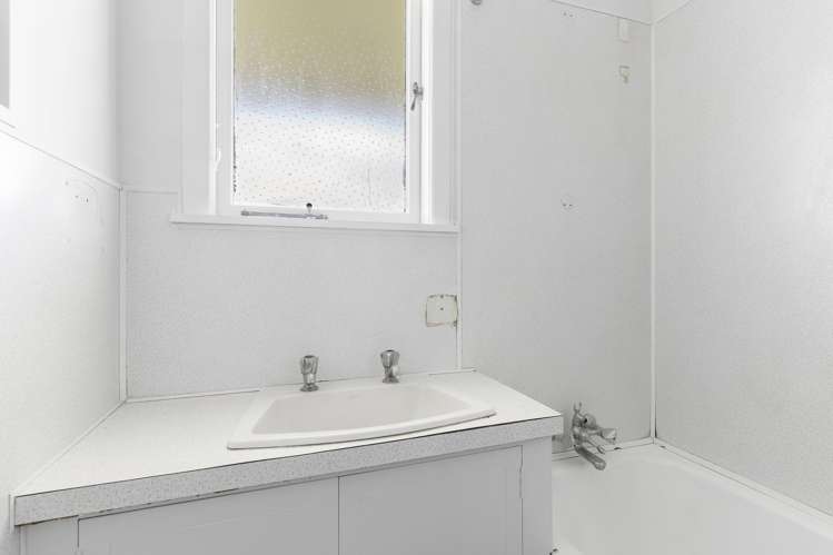 12 Rembrandt Place Opaheke_10