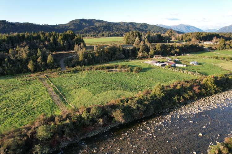 916 Old Christchurch Road Hokitika_4