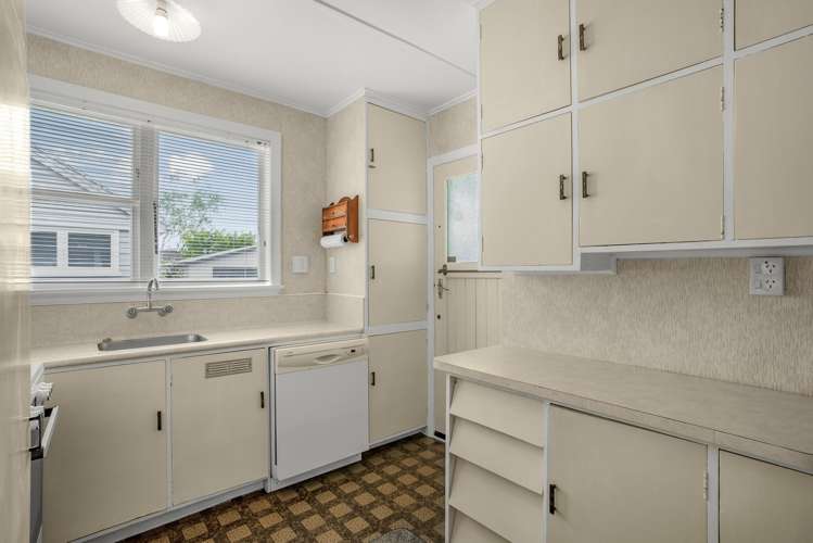 80 Longfellow Street Trentham_11