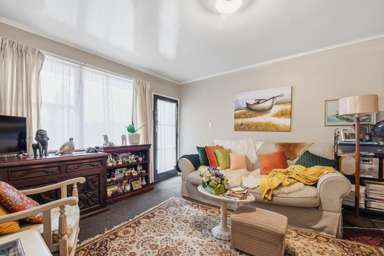 10A and 10B Trent Place_3