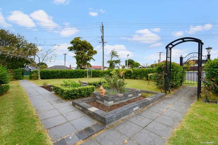 685 Te Atatu Road Te Atatu Peninsula_8