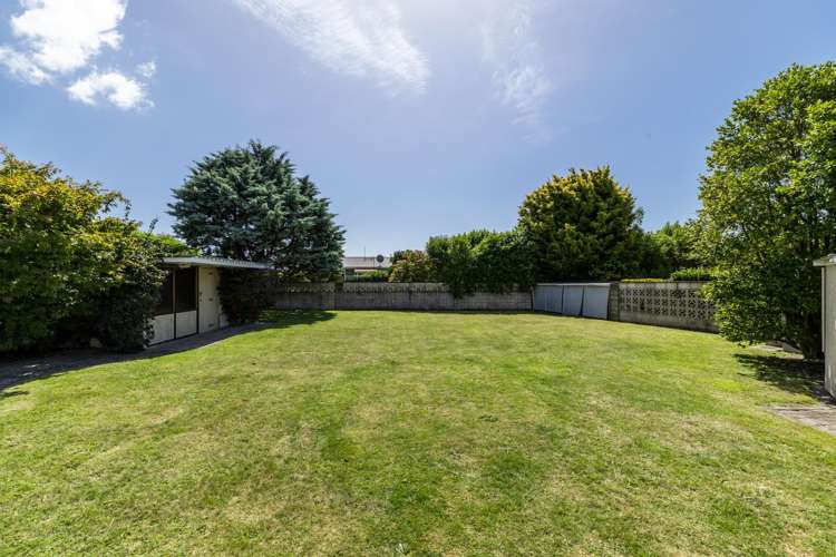 233 Kenilworth Road Mayfair_5