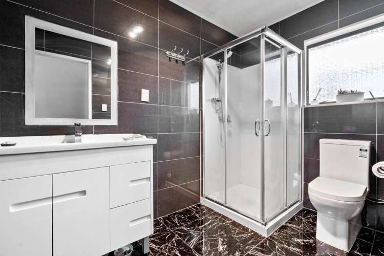 2/9 Sharivari Place Conifer Grove_8