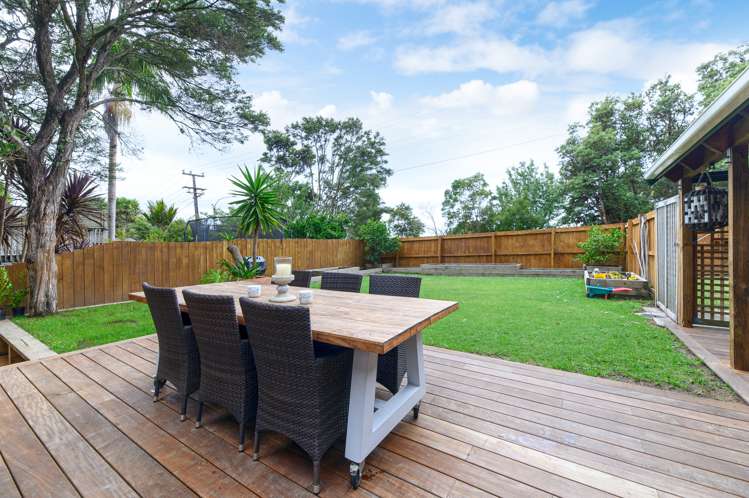 190 Glengarry Road Glen Eden_16