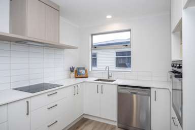2/11 Beatty Street_4