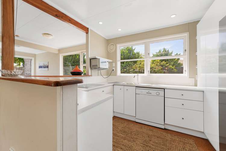 103 Atkinson Avenue Otaki Beach_4