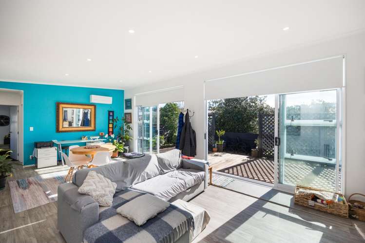 69 Nash Parade Foxton Beach_7