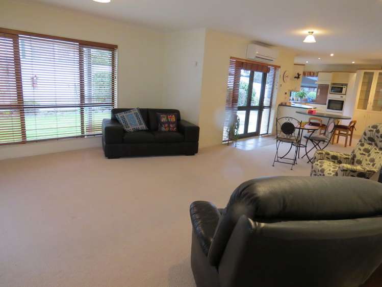 28b Cedar Crescent Feilding_14