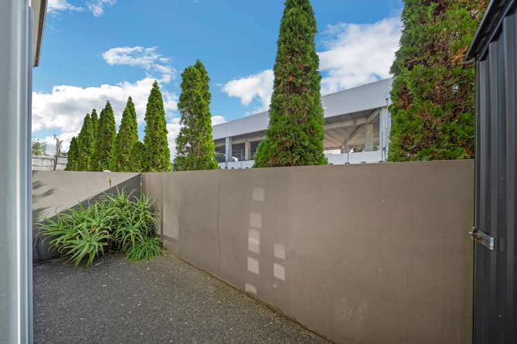 82A Michael Jones Drive Flat Bush_13