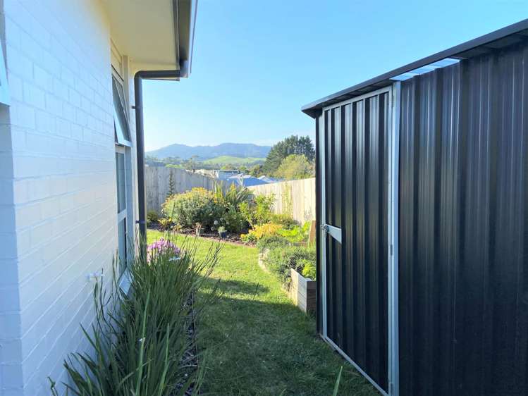 43 Fairwater Road Warkworth_12