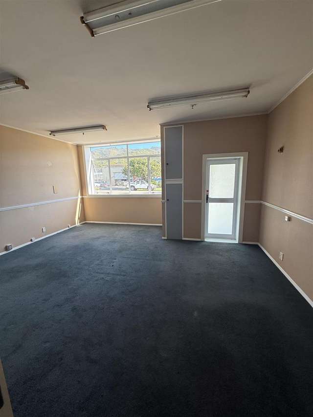 4-10 Mohuia Crescent Elsdon_3