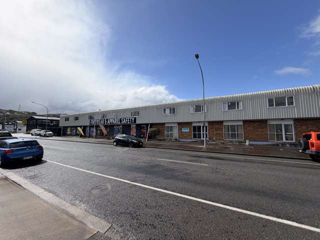 4 and 5/110 Whakatiki Street Trentham_1